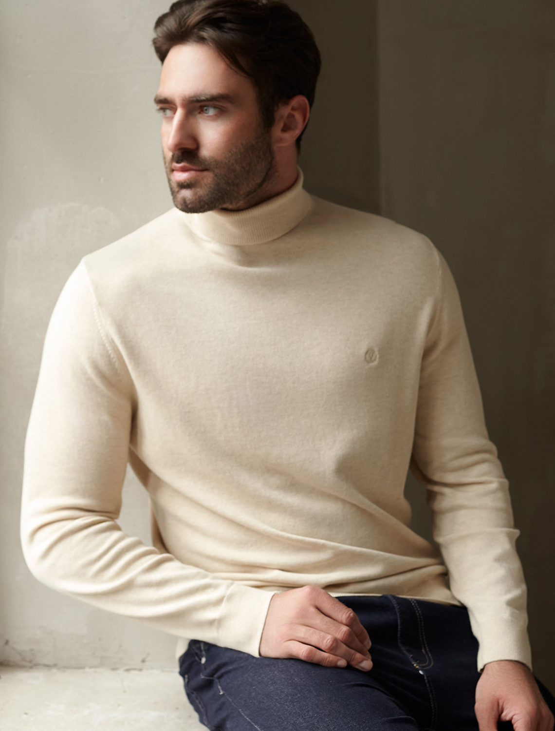 картинка Свитер мужской бежевый меланж магазин Одежда+ являющийся официальным дистрибьютором в России 