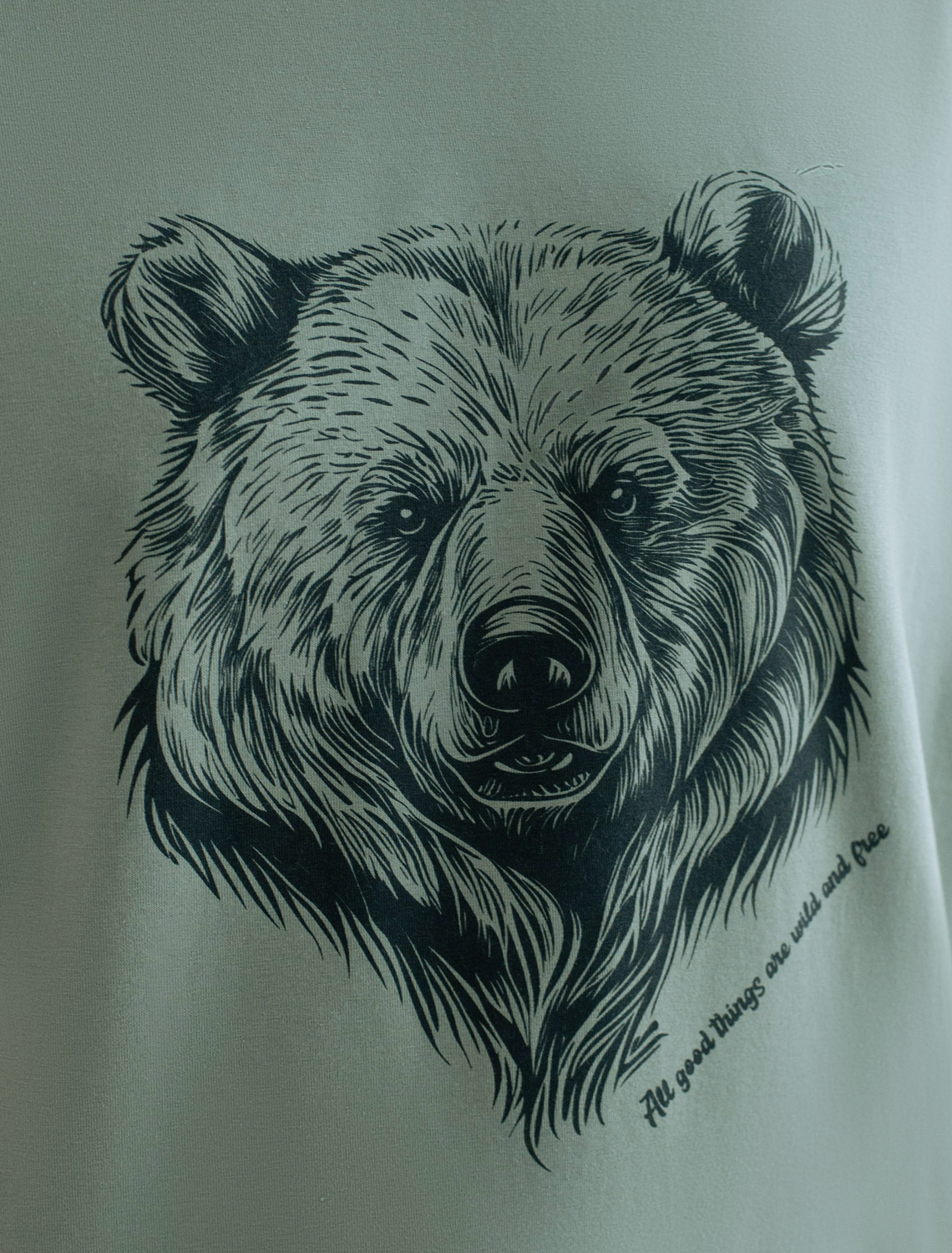 картинка Футболка мужская св.оливковый_медведь магазин Одежда+ являющийся официальным дистрибьютором в России 