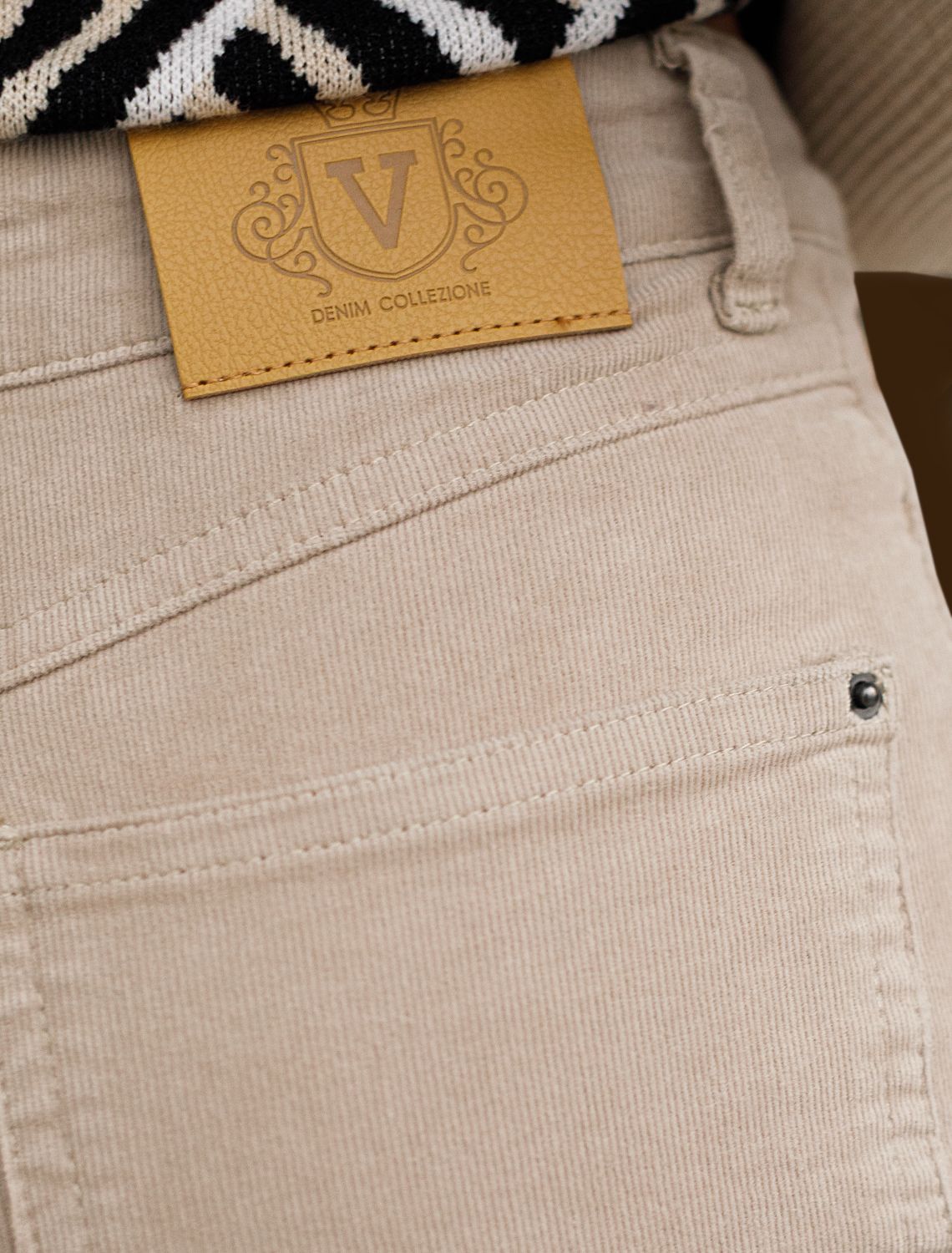 картинка Брюки женские светло-бежевый от магазина Одежда+