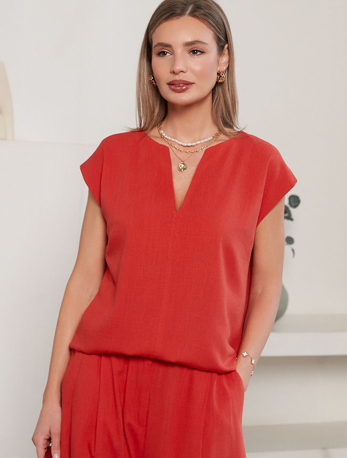 картинка Топ женский коралловый магазин Одежда+ являющийся официальным дистрибьютором в России 