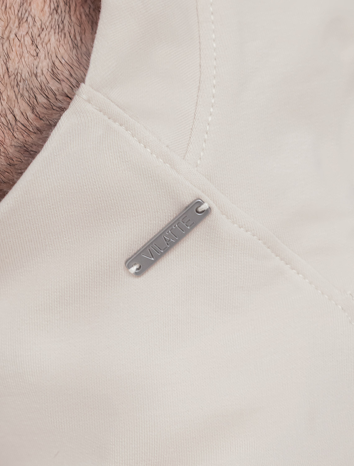 картинка Джемпер мужской бежевый магазин Одежда+ являющийся официальным дистрибьютором в России 