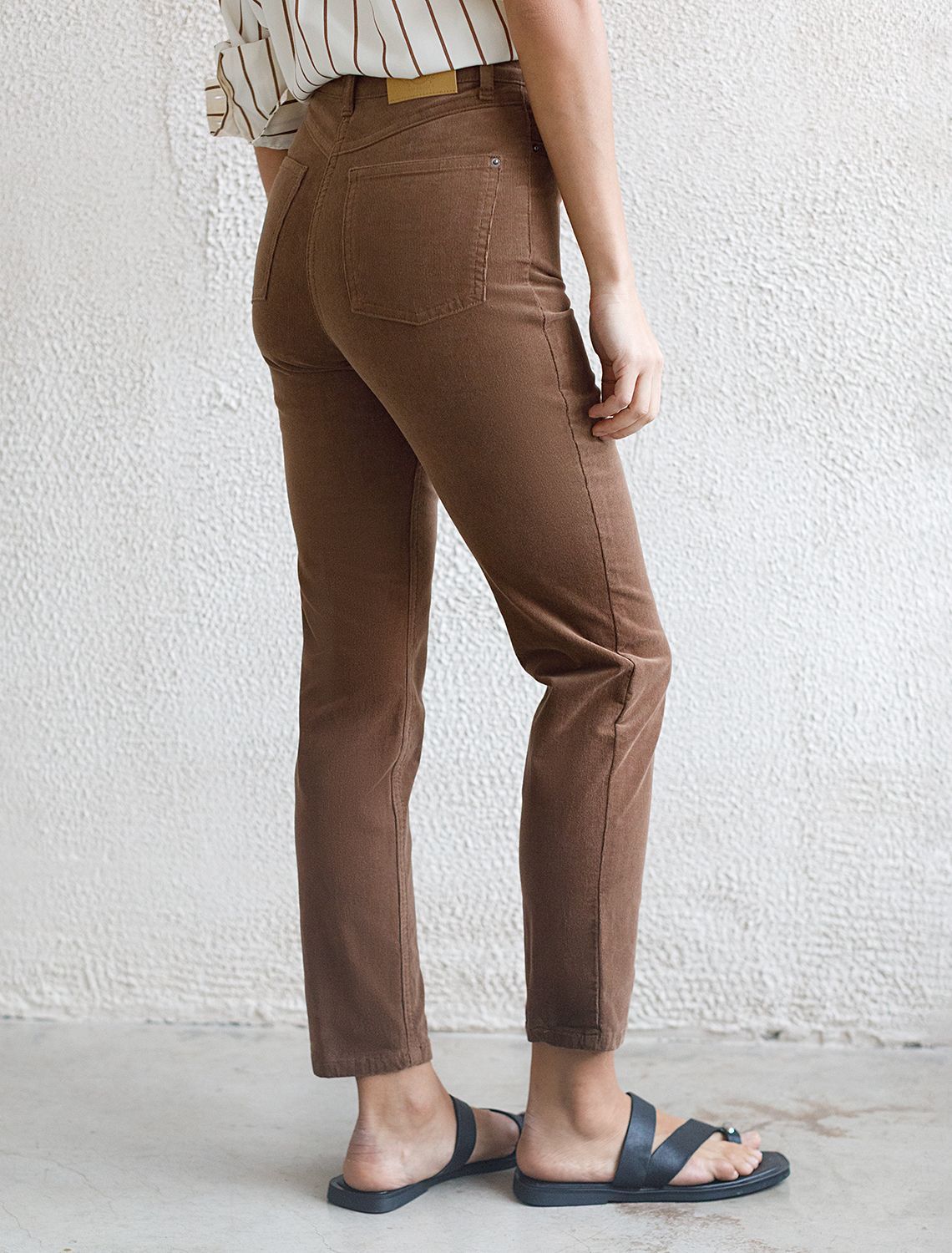 картинка Брюки женские светло-кофейный магазин Одежда+ являющийся официальным дистрибьютором в России 