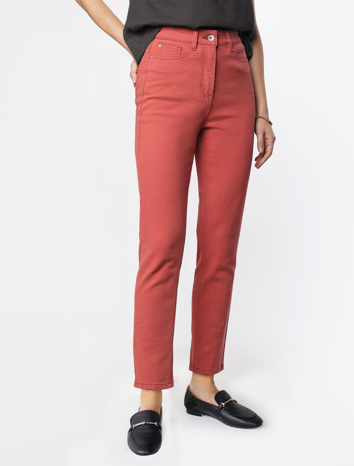 картинка Джинсы женские темно-коралловый магазин Одежда+ являющийся официальным дистрибьютором в России 
