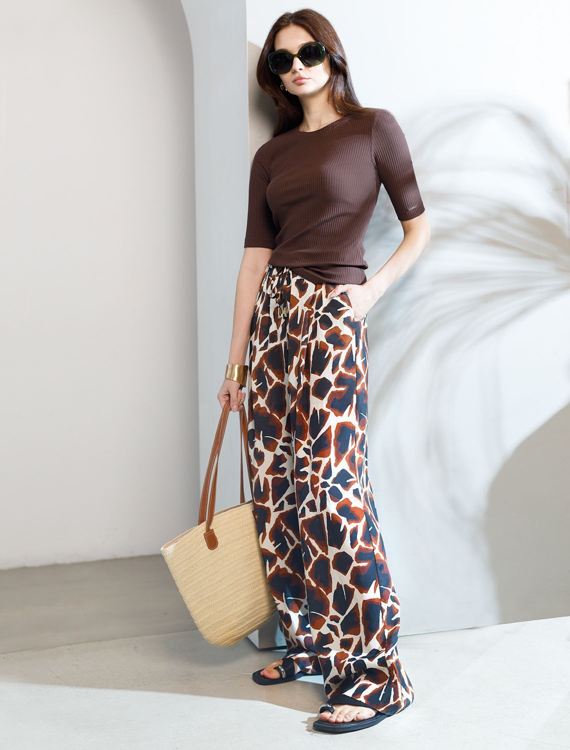 картинка Брюки женские бежевый-коричневый от магазина Одежда+