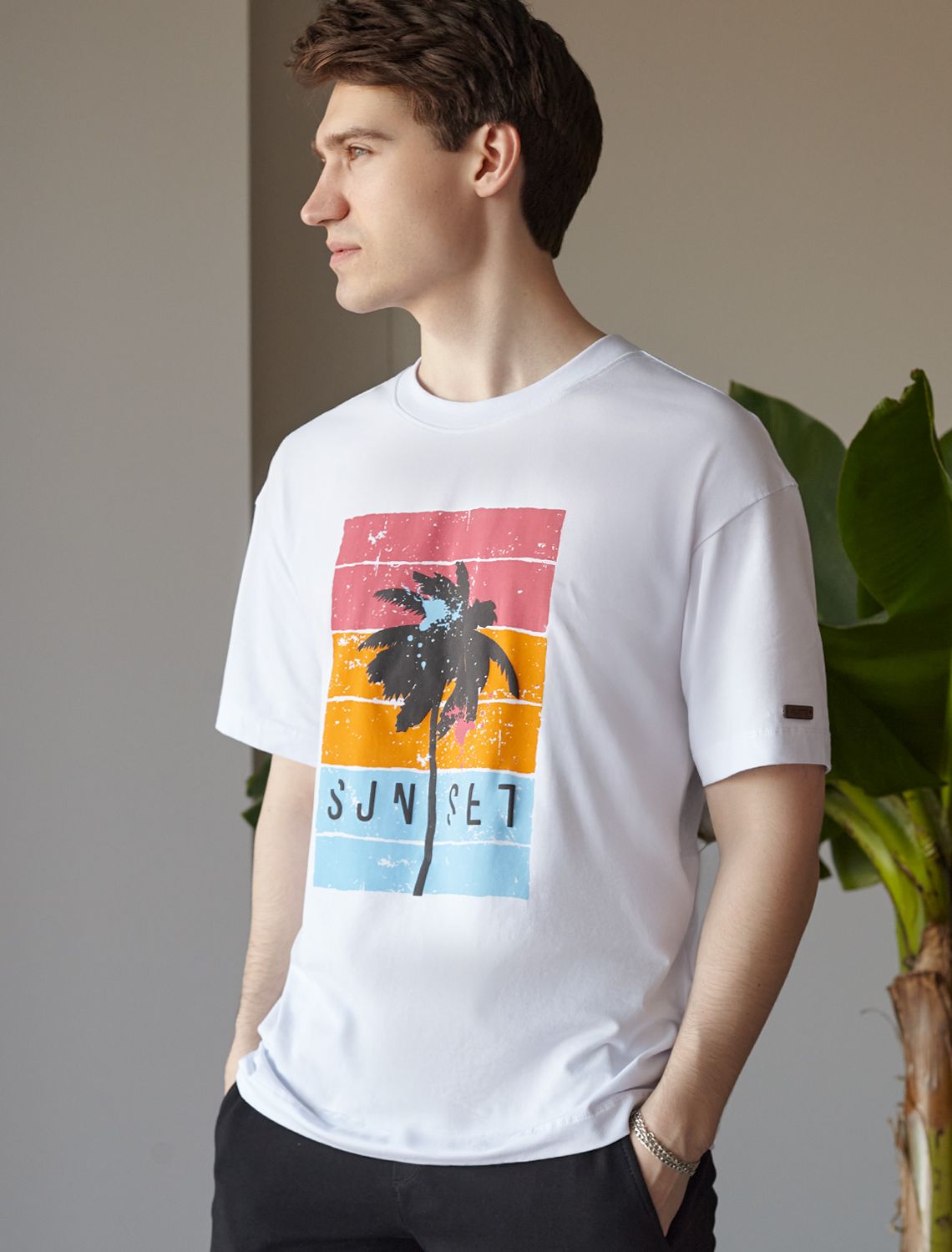 картинка Футболка мужская белый_sunset магазин Одежда+ являющийся официальным дистрибьютором в России 