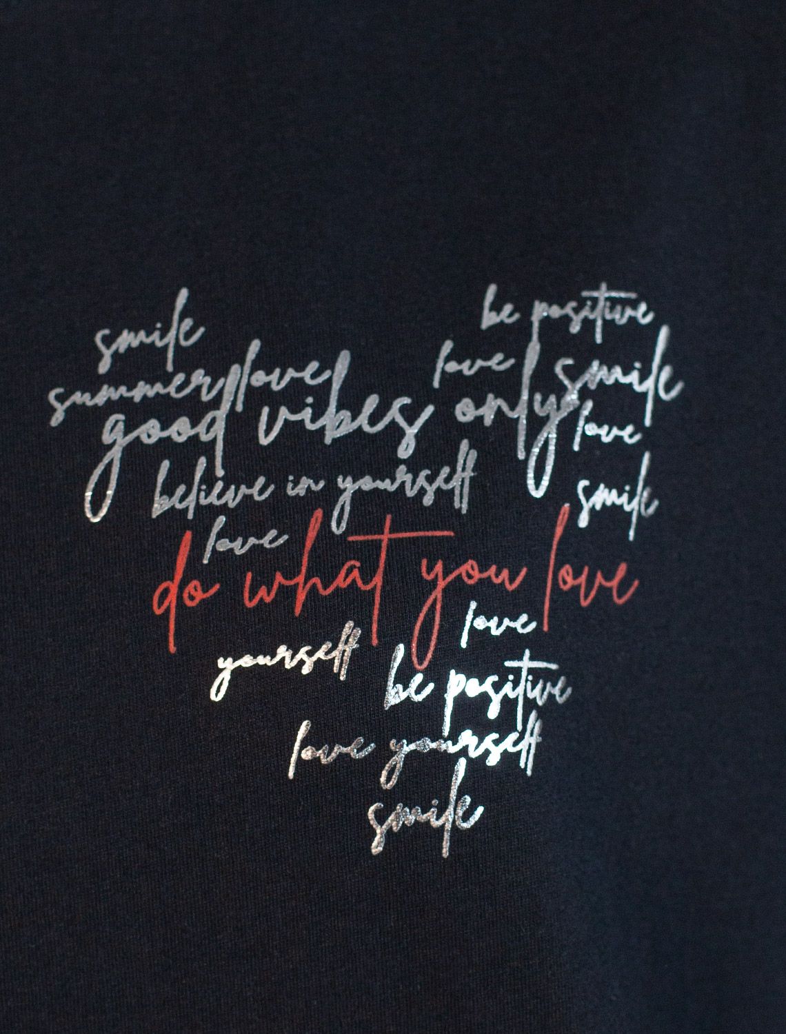 картинка Футболка женская черный_love от магазина Одежда+