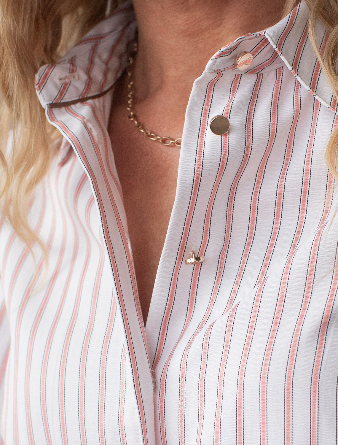 картинка Блузка женская белый-коралловый магазин Одежда+ являющийся официальным дистрибьютором в России 