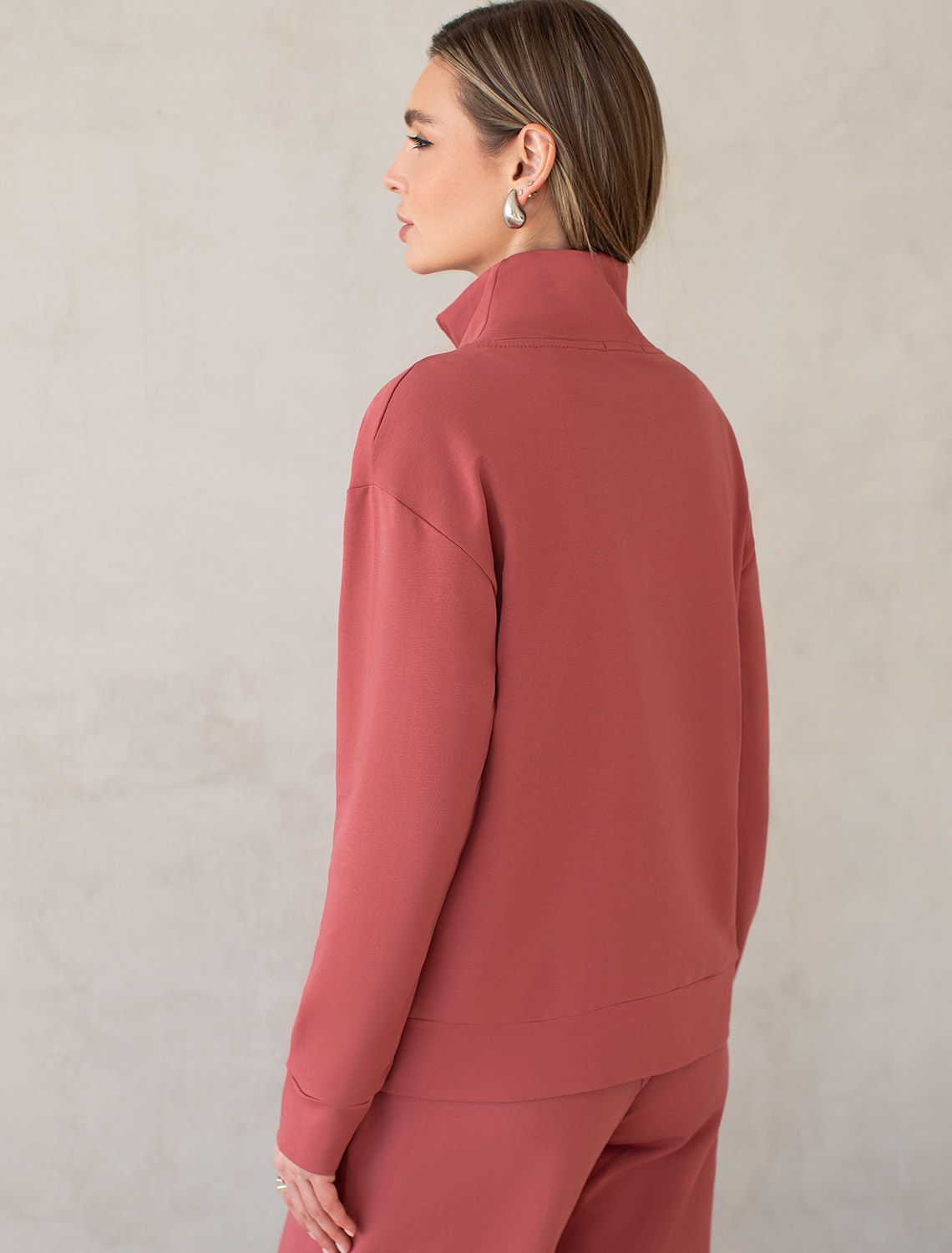 картинка Джемпер женский терракота от магазина Одежда+