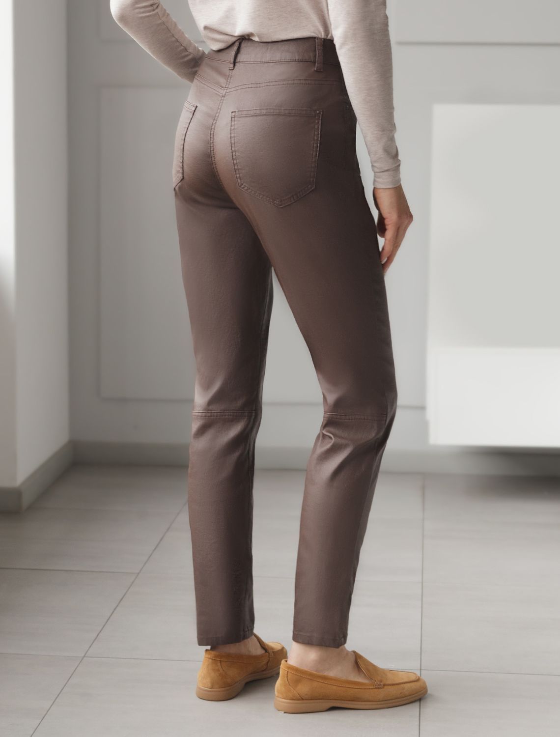 картинка Брюки женские коричневый магазин Одежда+ являющийся официальным дистрибьютором в России 