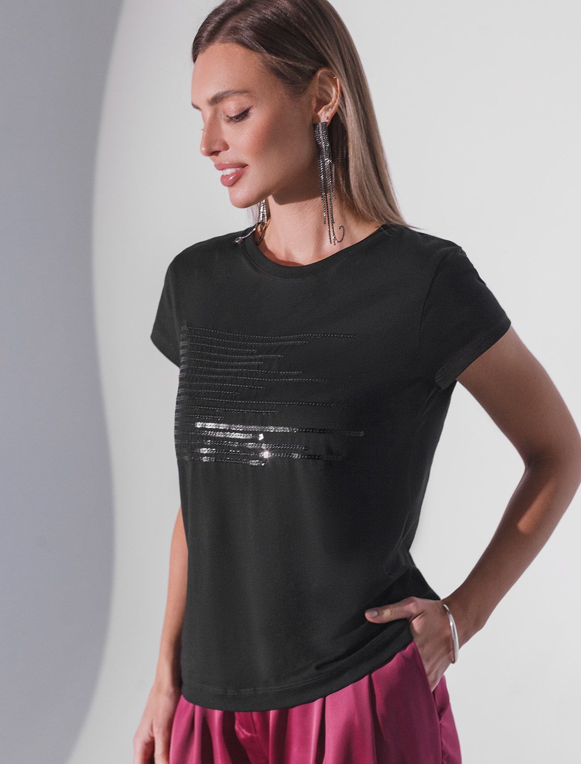 картинка Футболка женская черный_shiny stripes от магазина Одежда+