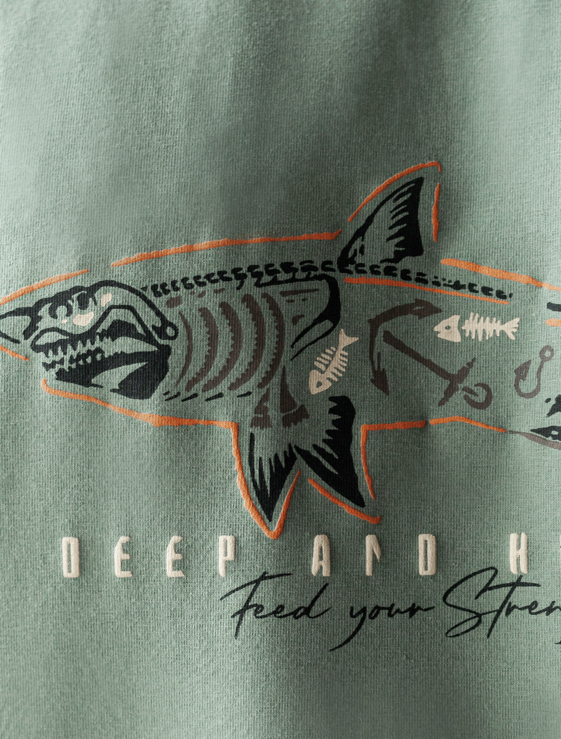 картинка Футболка мужская св.оливковый_shark магазин Одежда+ являющийся официальным дистрибьютором в России 