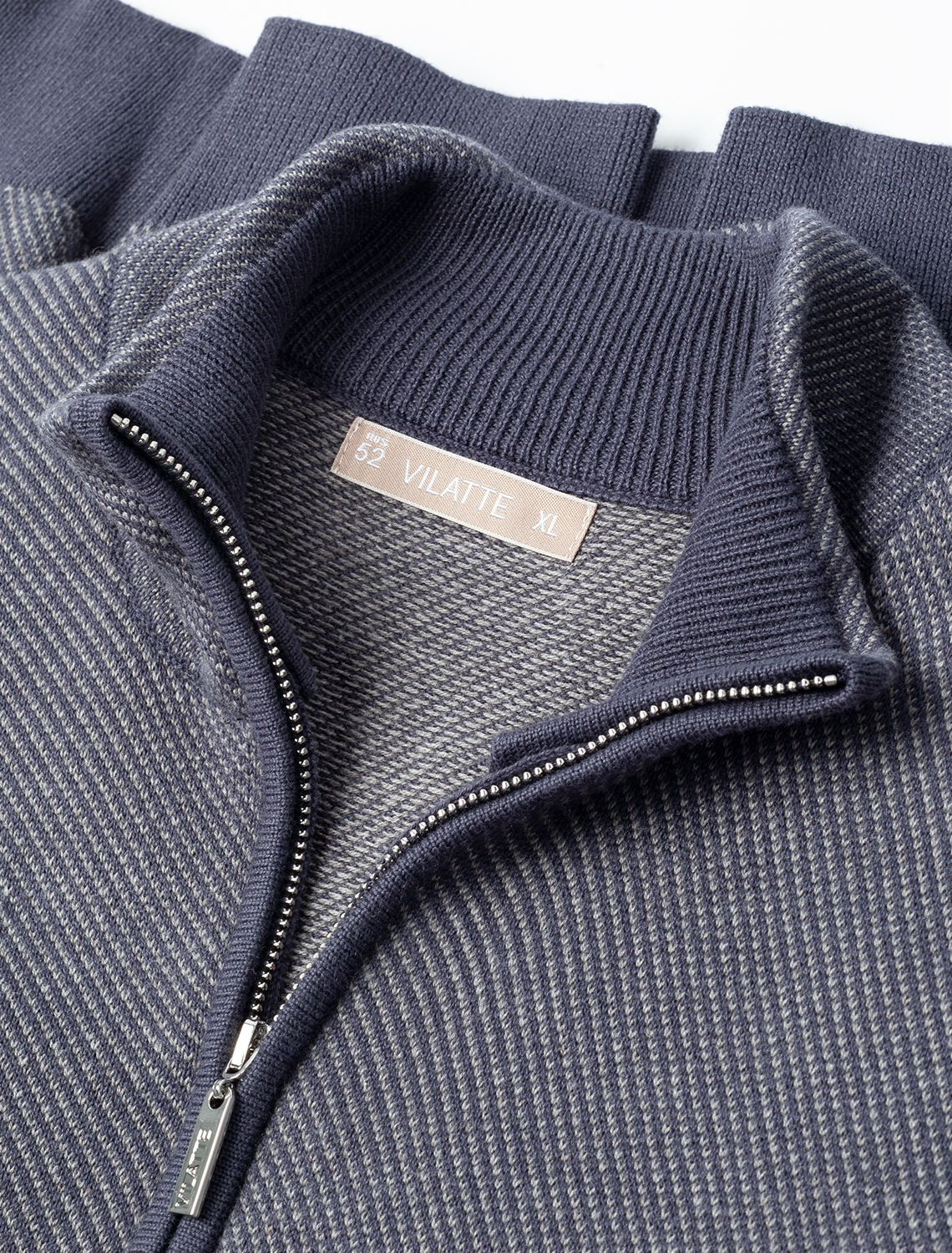 картинка Джемпер мужской серый меланж магазин Одежда+ являющийся официальным дистрибьютором в России 