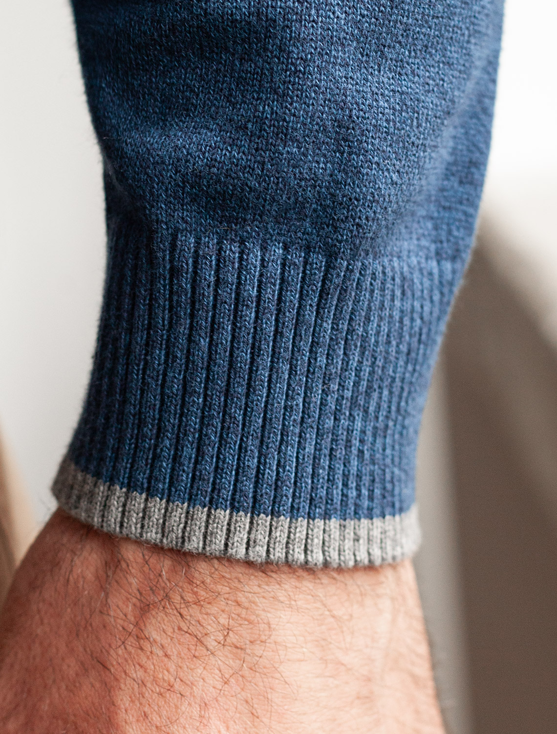 картинка Кардиган мужской светло-синий меланж от магазина Одежда+