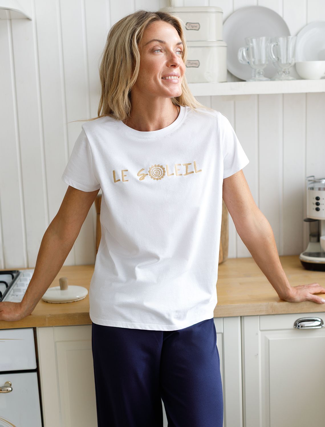 картинка Футболка женская белый_le_soleil от магазина Одежда+