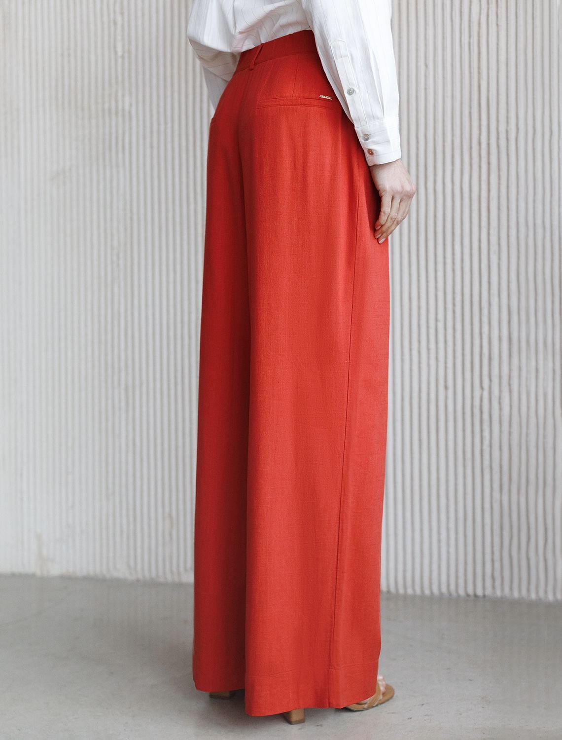 картинка Брюки женские коралловый магазин Одежда+ являющийся официальным дистрибьютором в России 