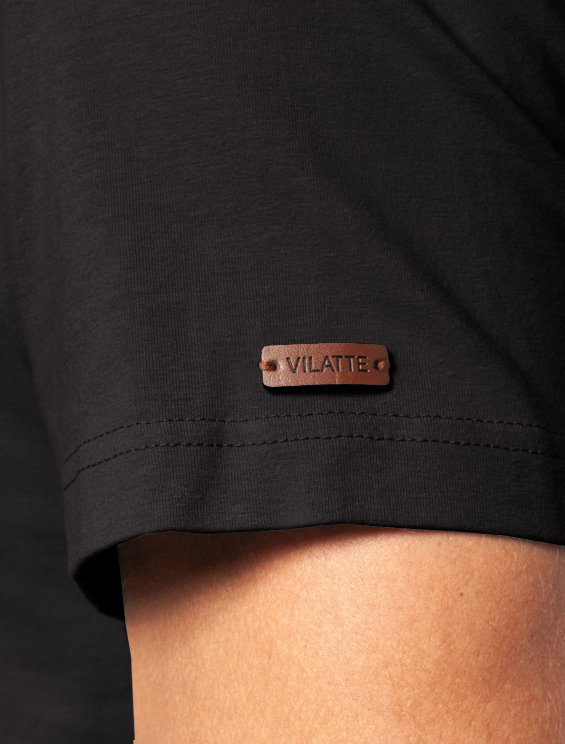 картинка Футболка мужская черный_explore от магазина Одежда+