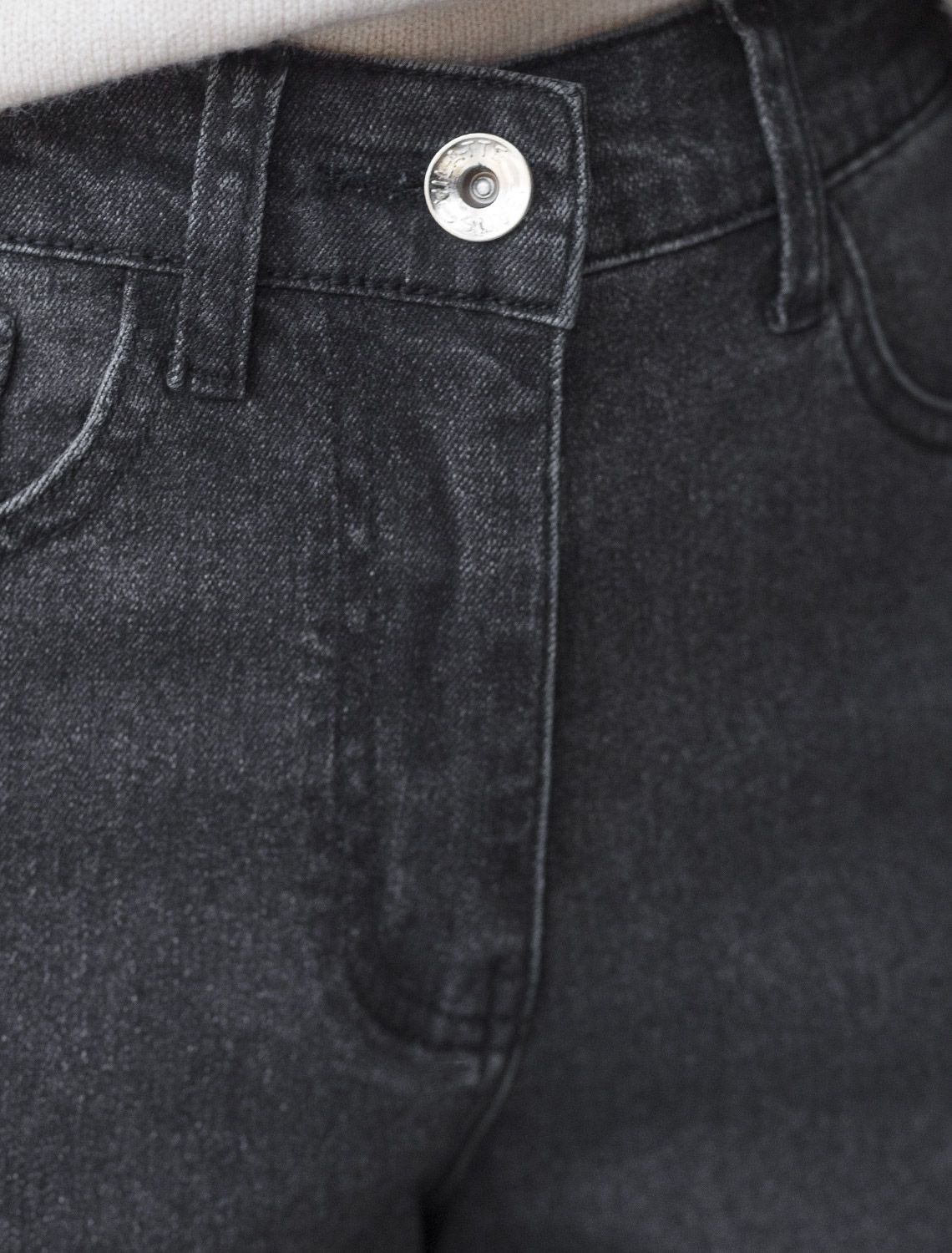 картинка Джинсы женские черный от магазина Одежда+