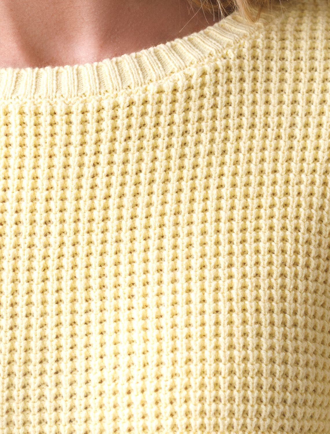 картинка Джемпер женский светло-желтый от магазина Одежда+