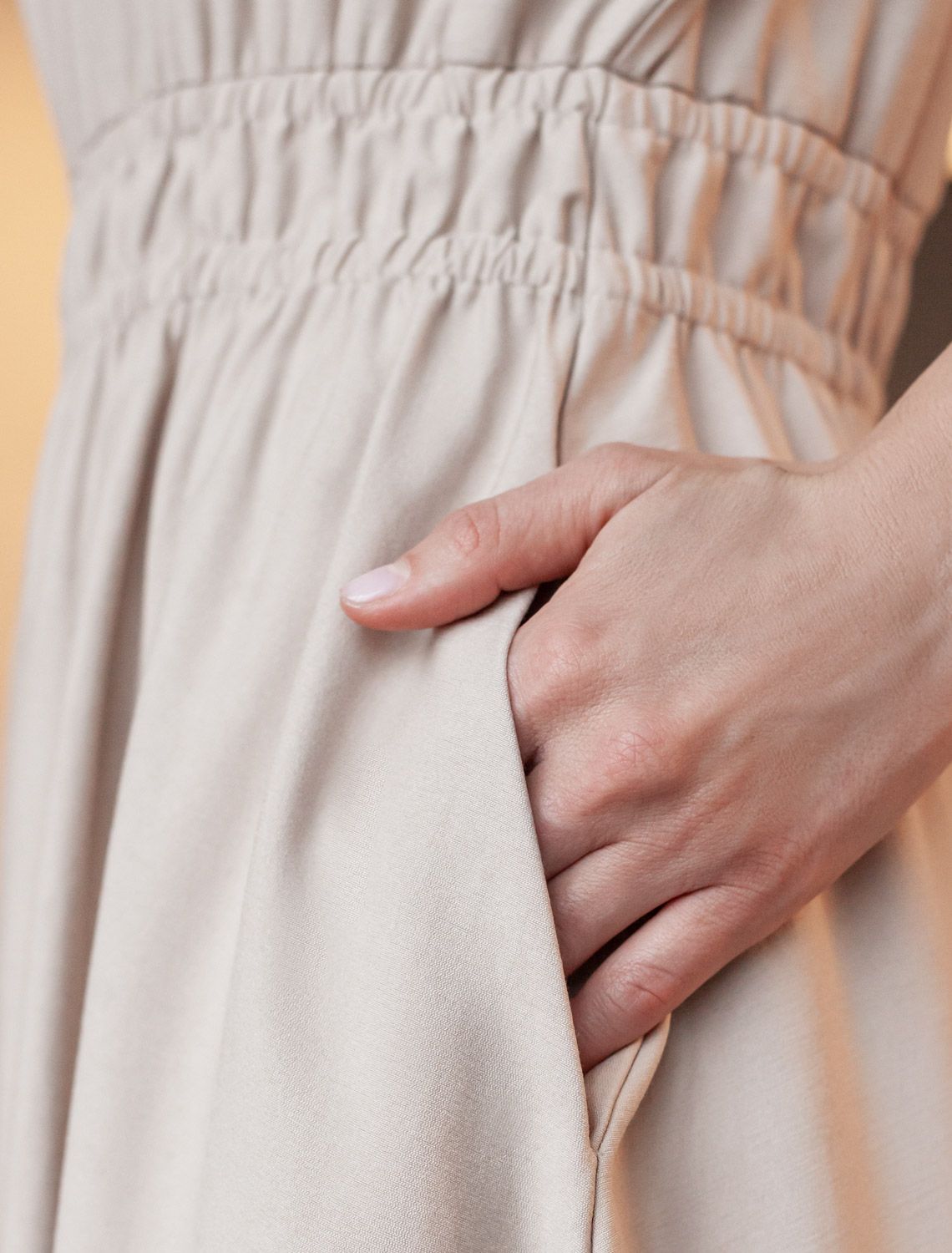 картинка Платье женское светло-бежевый от магазина Одежда+