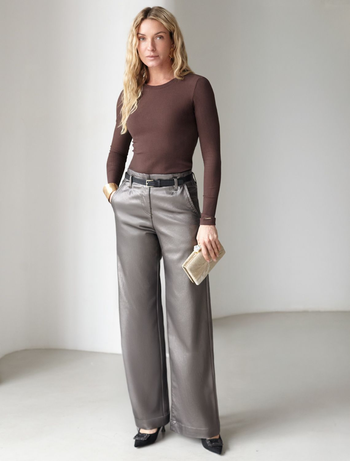 картинка Джемпер женский шоколад от магазина Одежда+