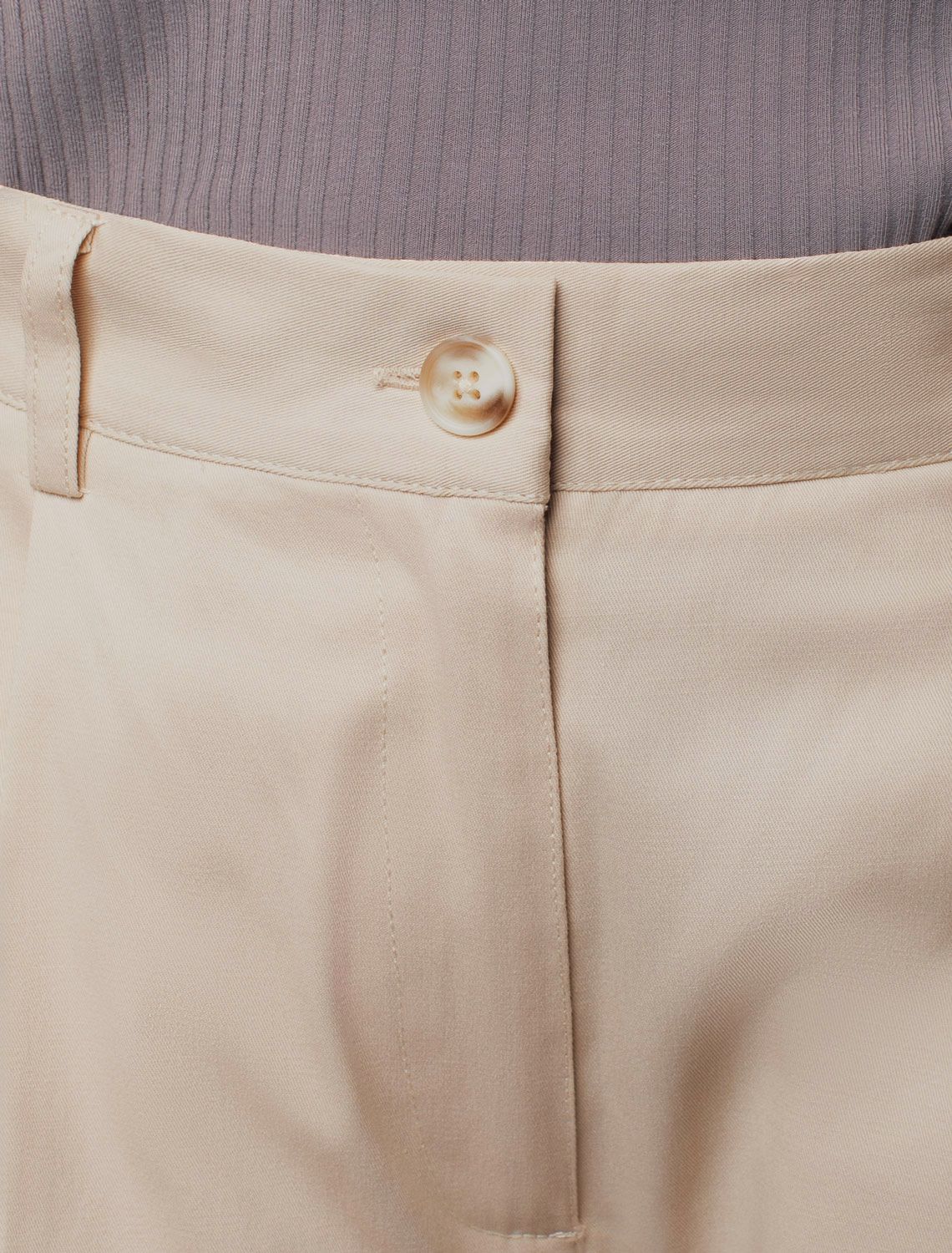 картинка Брюки женские светло-бежевый магазин Одежда+ являющийся официальным дистрибьютором в России 