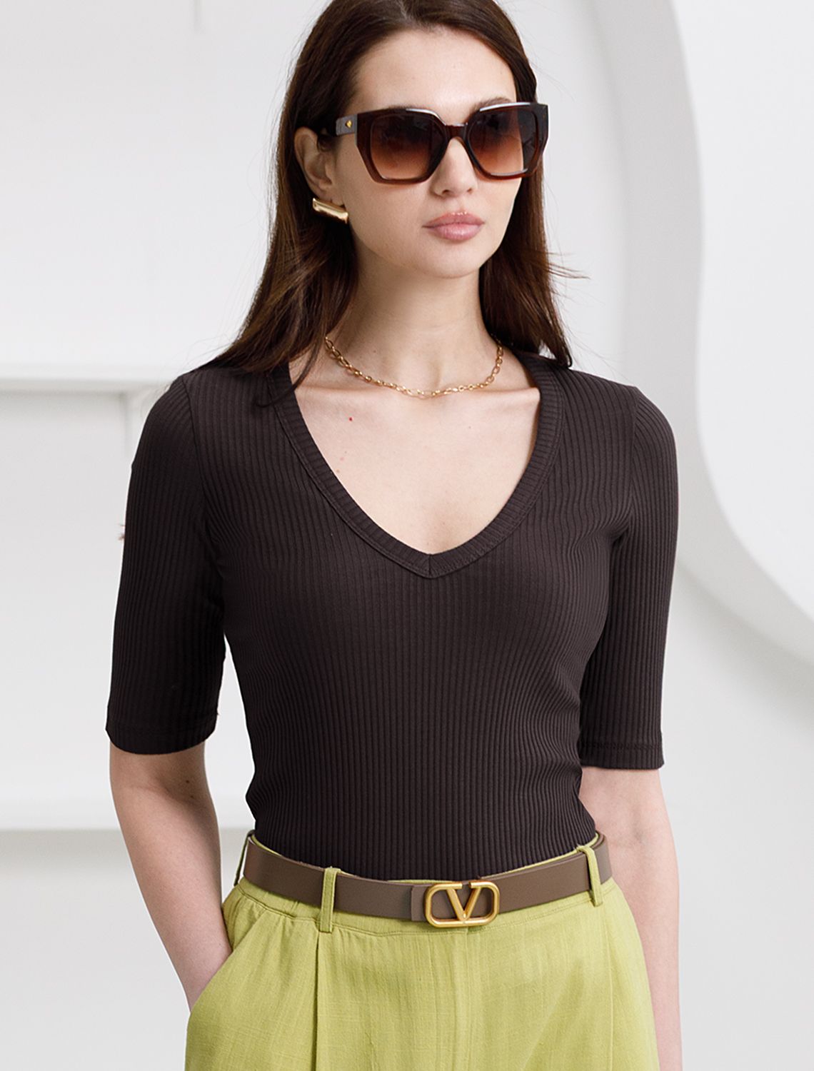 картинка Футболка женская черный магазин Одежда+ являющийся официальным дистрибьютором в России 