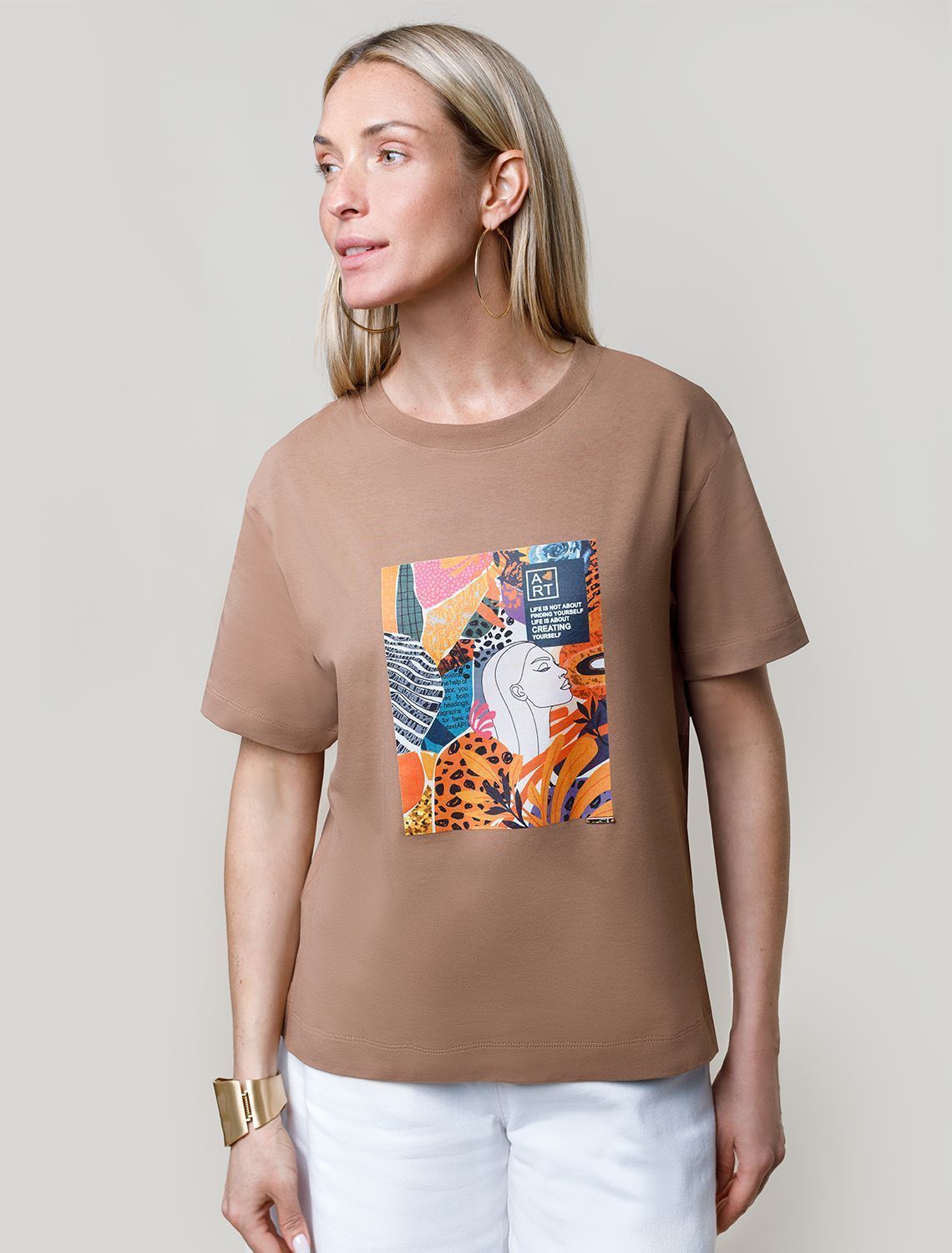 картинка Футболка женская карамель_art poster от магазина Одежда+