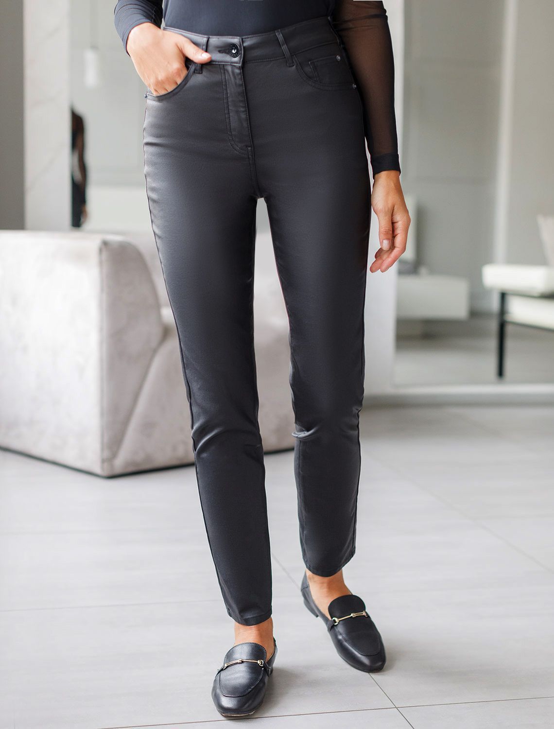 картинка Брюки женские черный магазин Одежда+ являющийся официальным дистрибьютором в России 