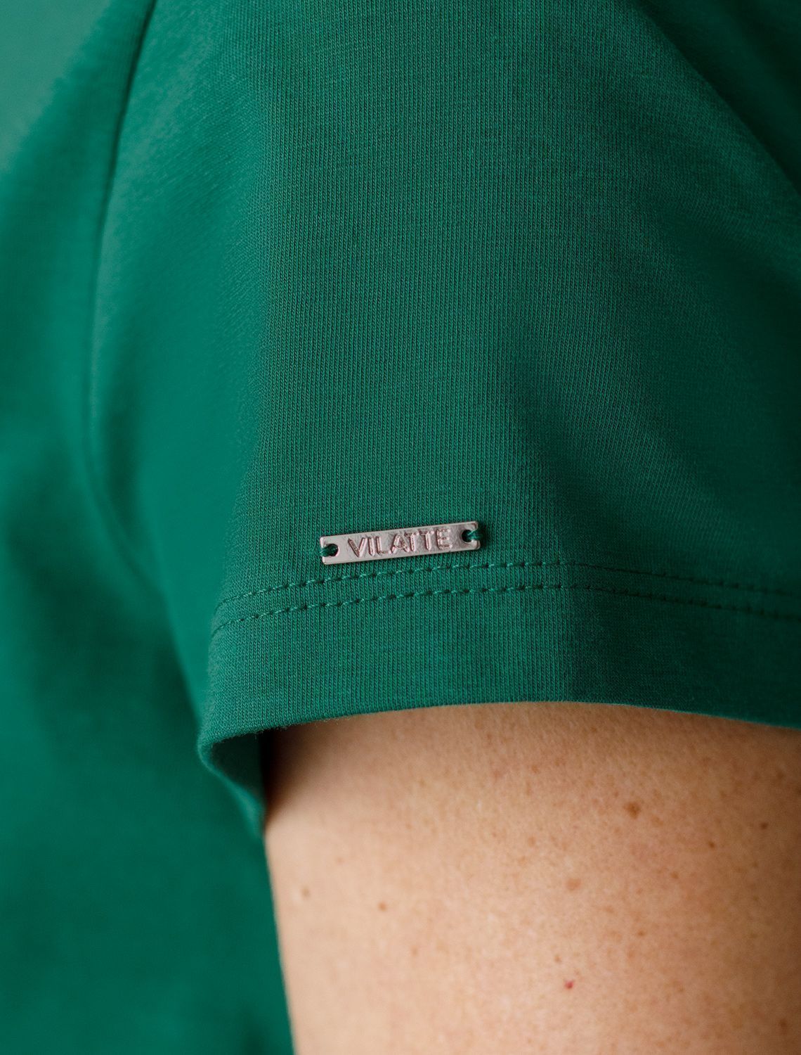 картинка Футболка женская зеленый от магазина Одежда+