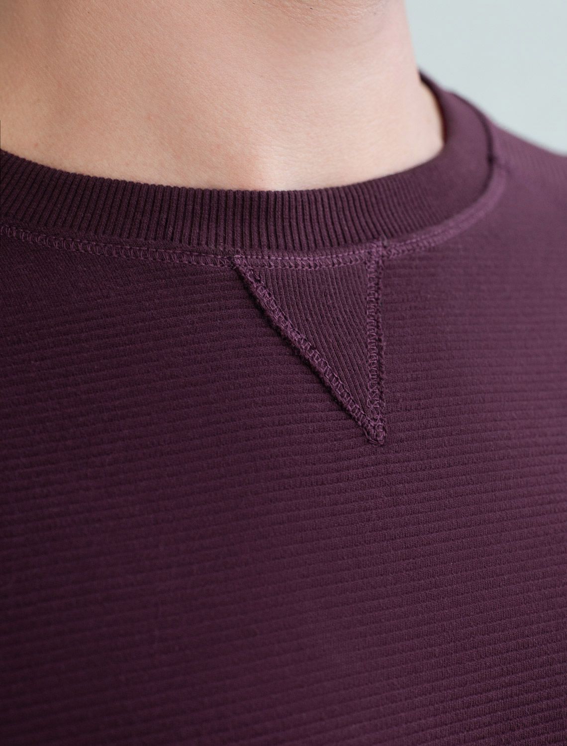 картинка Джемпер мужской бургунди магазин Одежда+ являющийся официальным дистрибьютором в России 