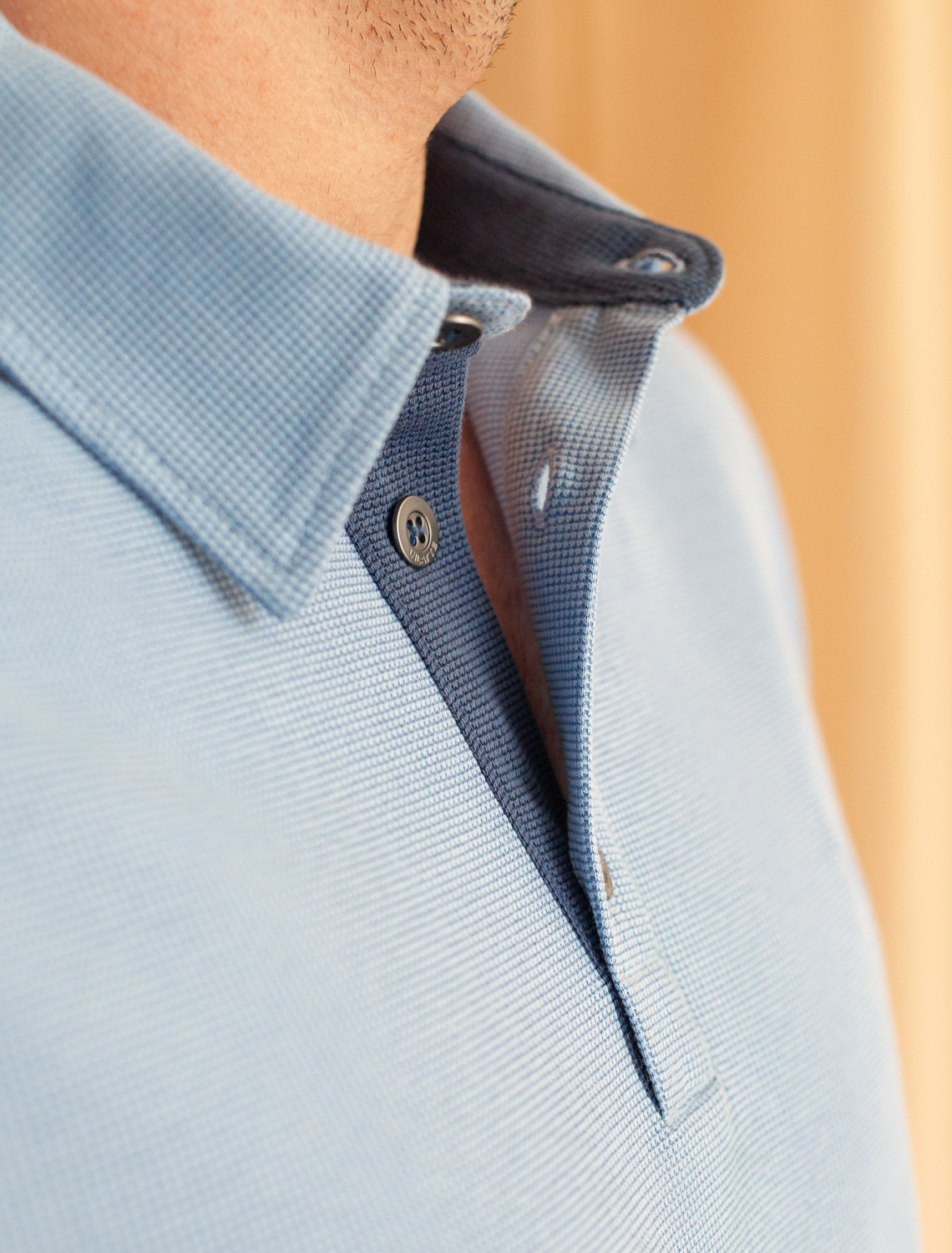 картинка Футболка мужская голубой магазин Одежда+ являющийся официальным дистрибьютором в России 