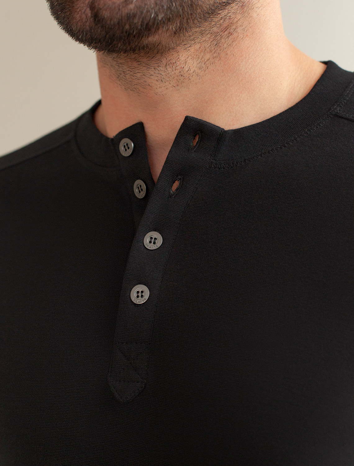 картинка Джемпер мужской черный магазин Одежда+ являющийся официальным дистрибьютором в России 