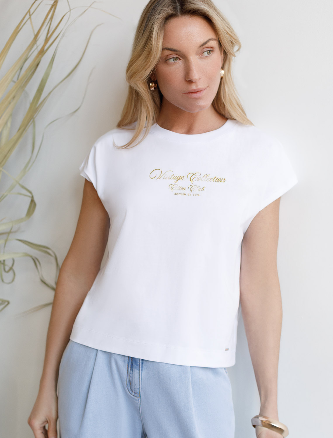 картинка Футболка женская белый_vintage от магазина Одежда+