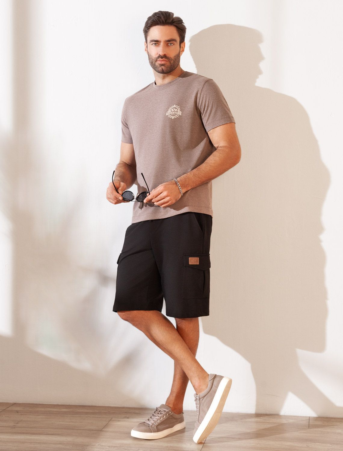 картинка Футболка мужская т.кофейный меланж_adventure от магазина Одежда+