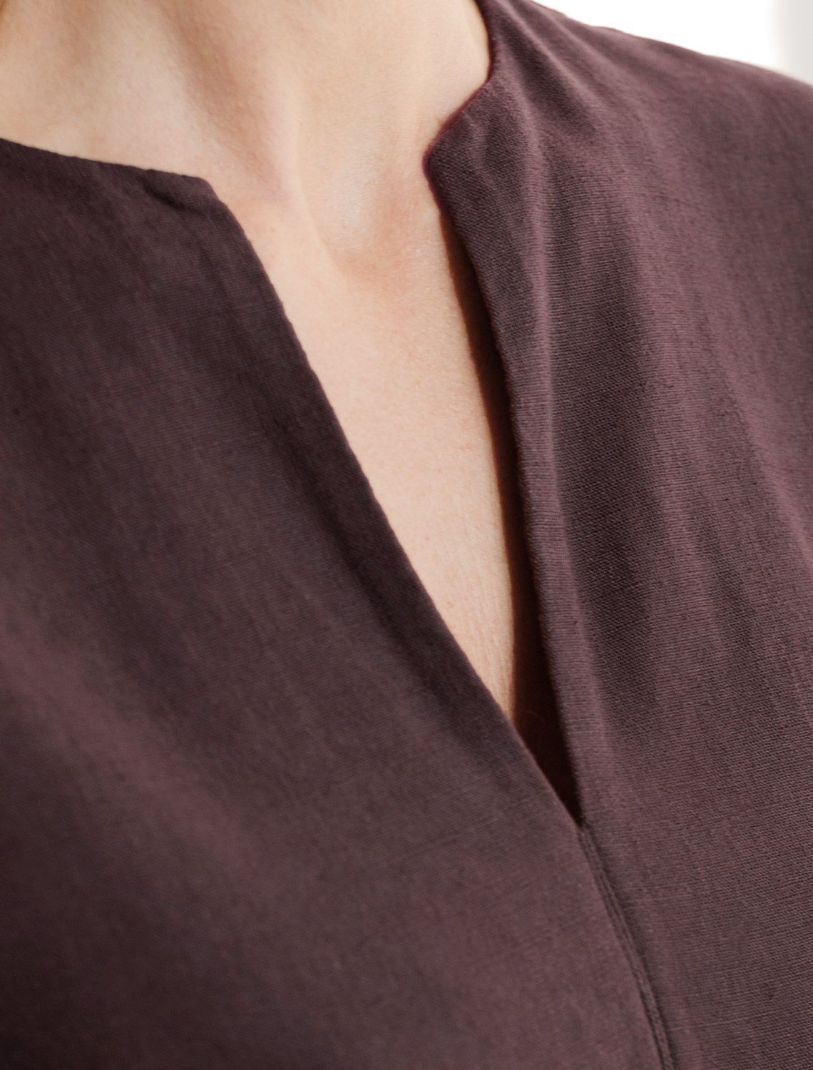 картинка Топ женский коричневый магазин Одежда+ являющийся официальным дистрибьютором в России 