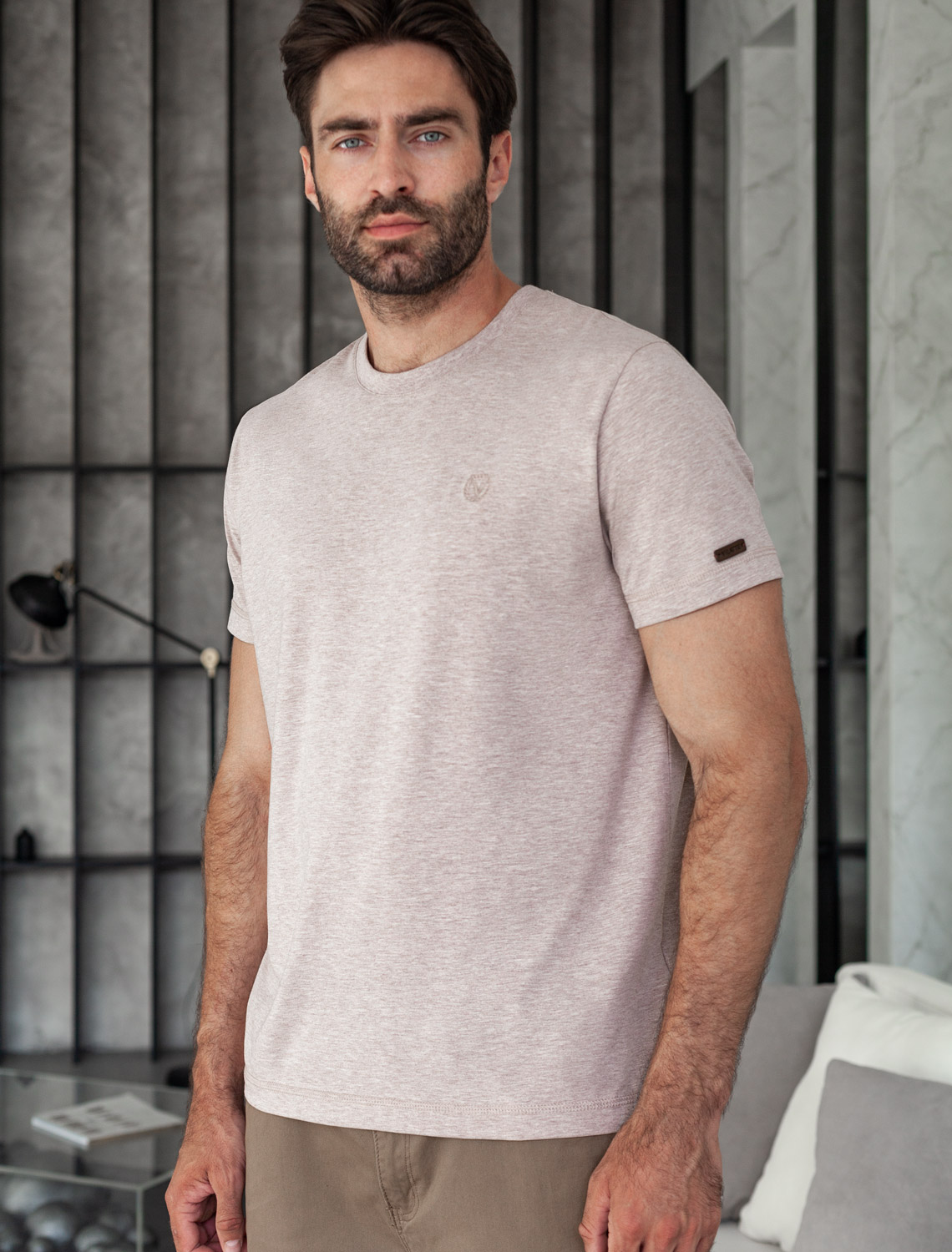 картинка Футболка мужская кофейный меланж магазин Одежда+ являющийся официальным дистрибьютором в России 