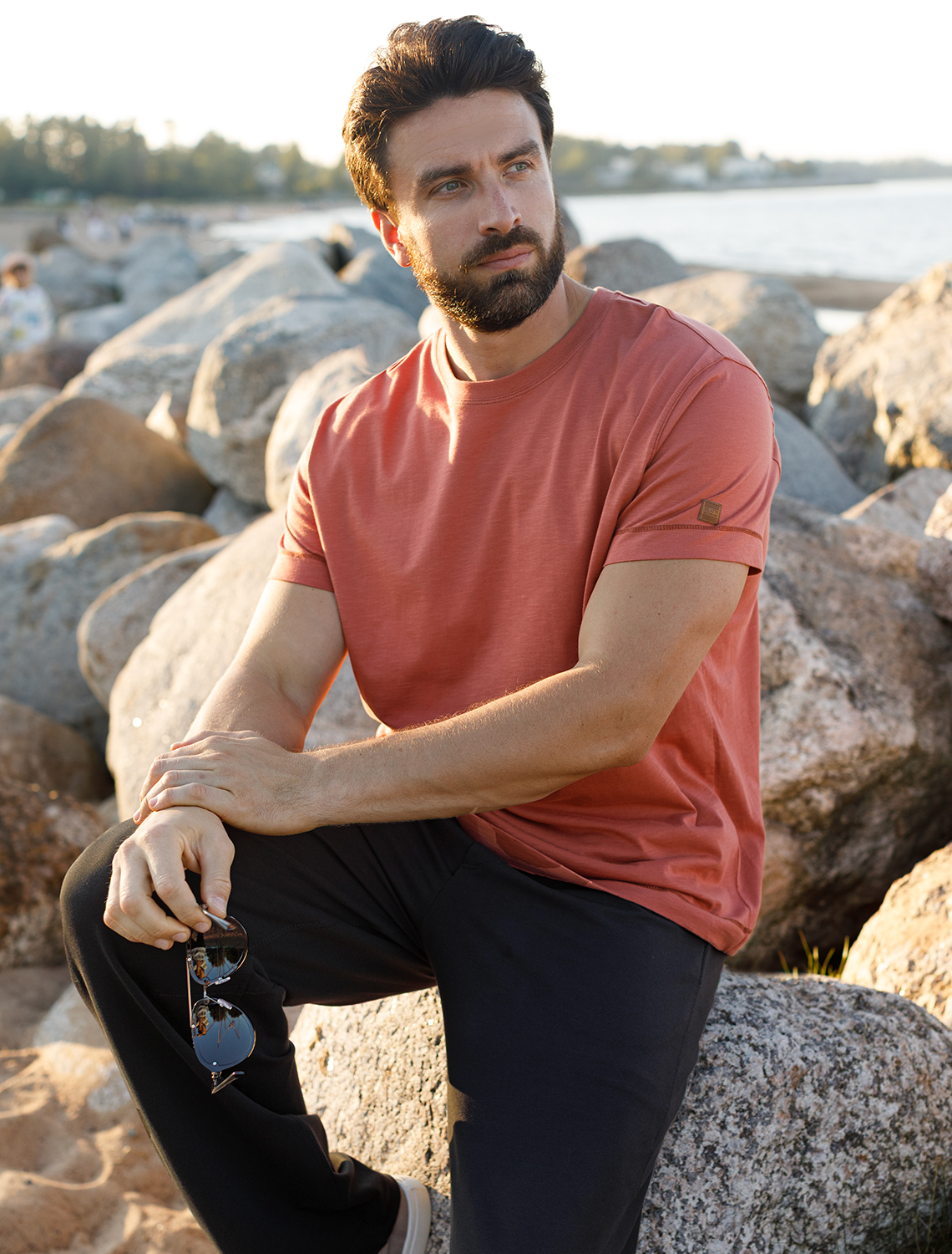 картинка Футболка мужская терракотовый магазин Одежда+ являющийся официальным дистрибьютором в России 