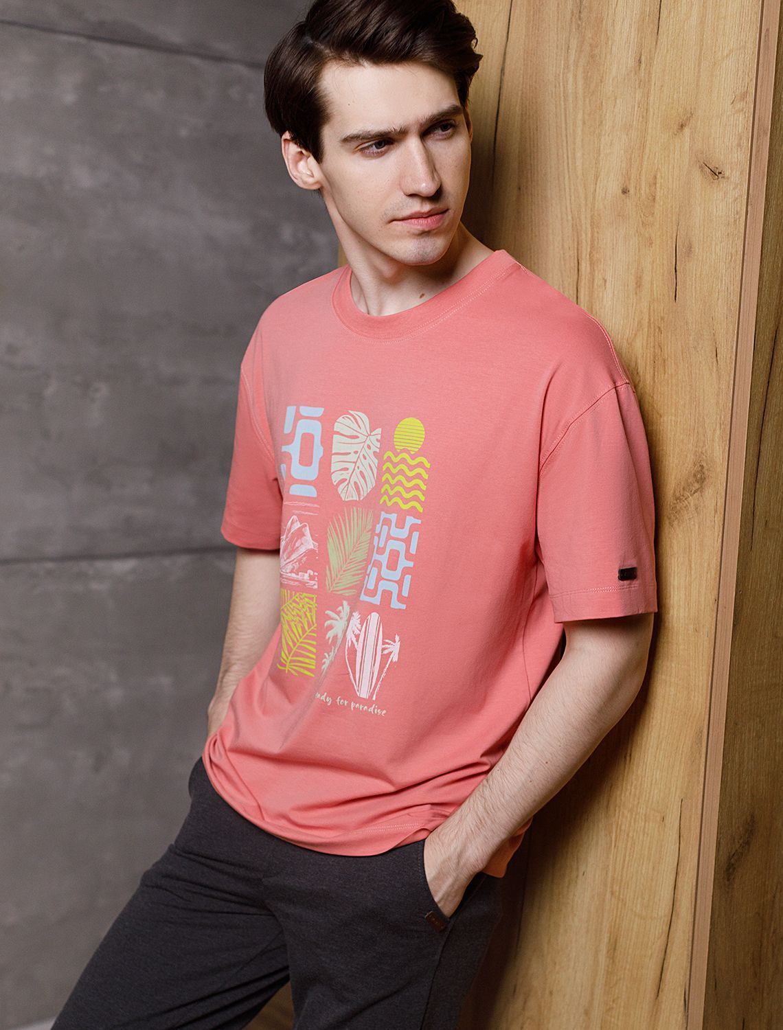 картинка Футболка мужская коралловый_ready for paradise магазин Одежда+ являющийся официальным дистрибьютором в России 