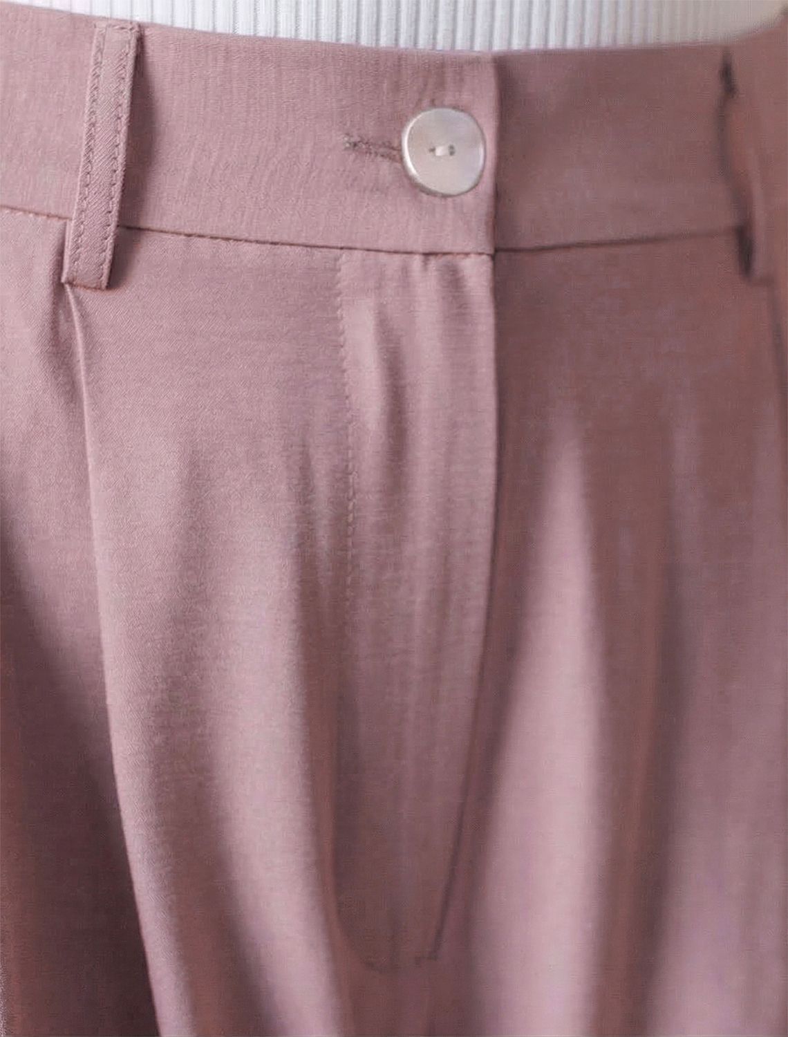 картинка Брюки женские зефирно-розовый от магазина Одежда+