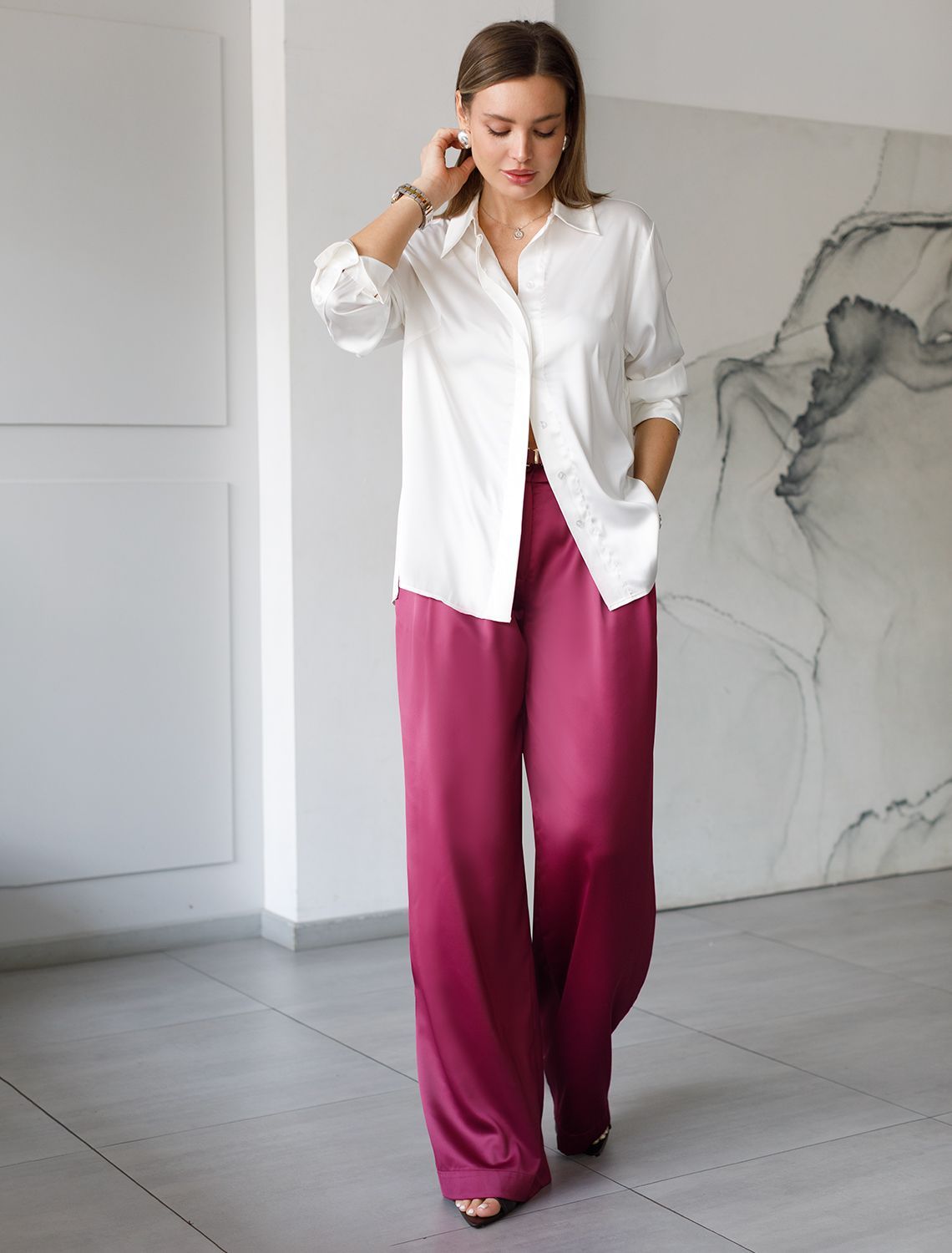 картинка Брюки женские бургунди магазин Одежда+ являющийся официальным дистрибьютором в России 