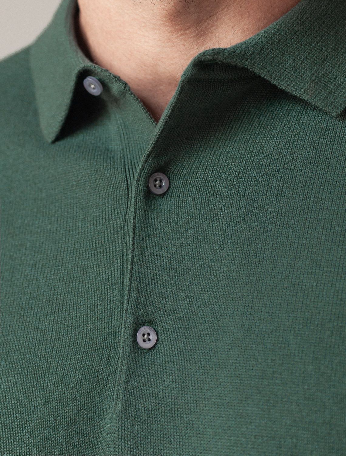 картинка Джемпер мужской дымчатый зеленый магазин Одежда+ являющийся официальным дистрибьютором в России 