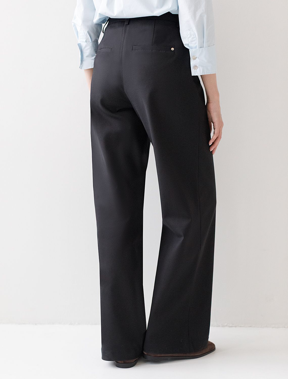 картинка Брюки женские черный магазин Одежда+ являющийся официальным дистрибьютором в России 