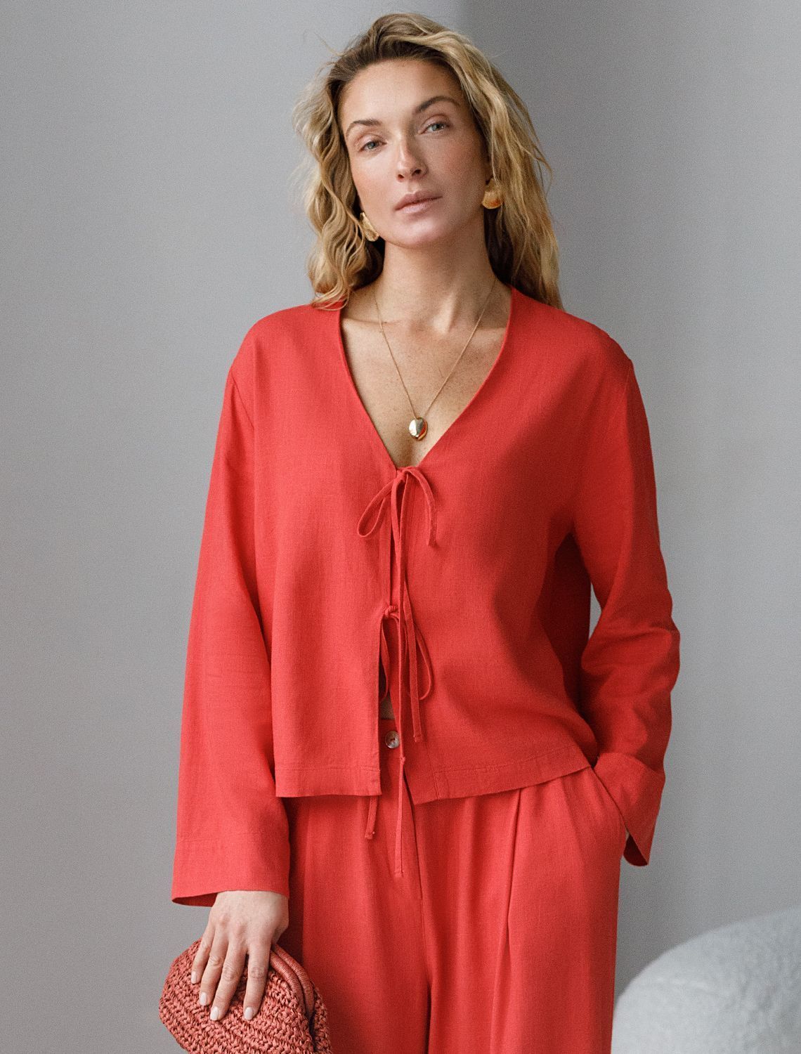 картинка Блузка женская коралловый магазин Одежда+ являющийся официальным дистрибьютором в России 