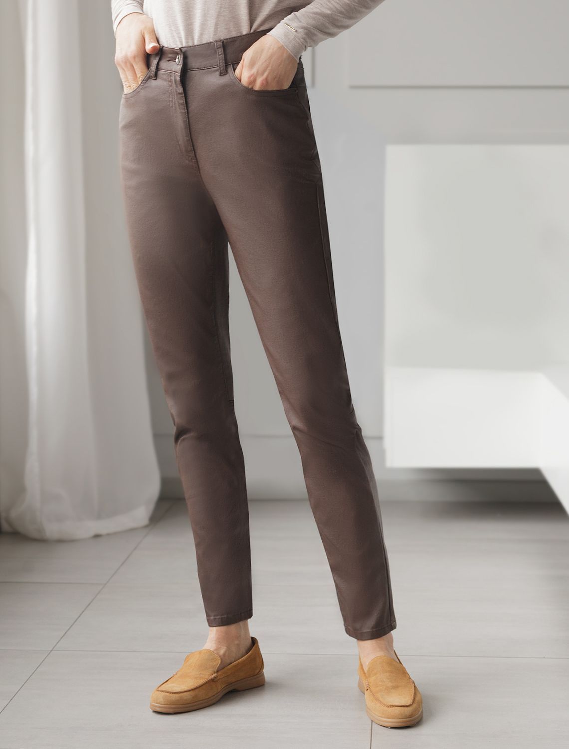 картинка Брюки женские коричневый магазин Одежда+ являющийся официальным дистрибьютором в России 