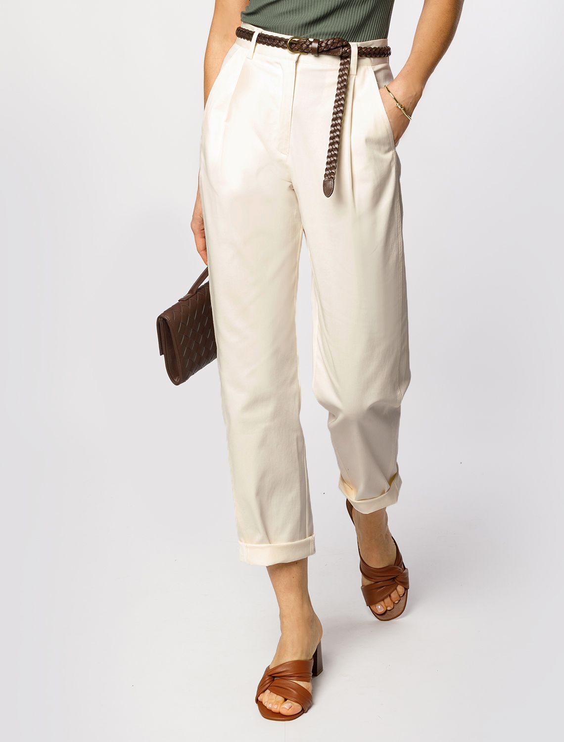 картинка Брюки женские белый магазин Одежда+ являющийся официальным дистрибьютором в России 