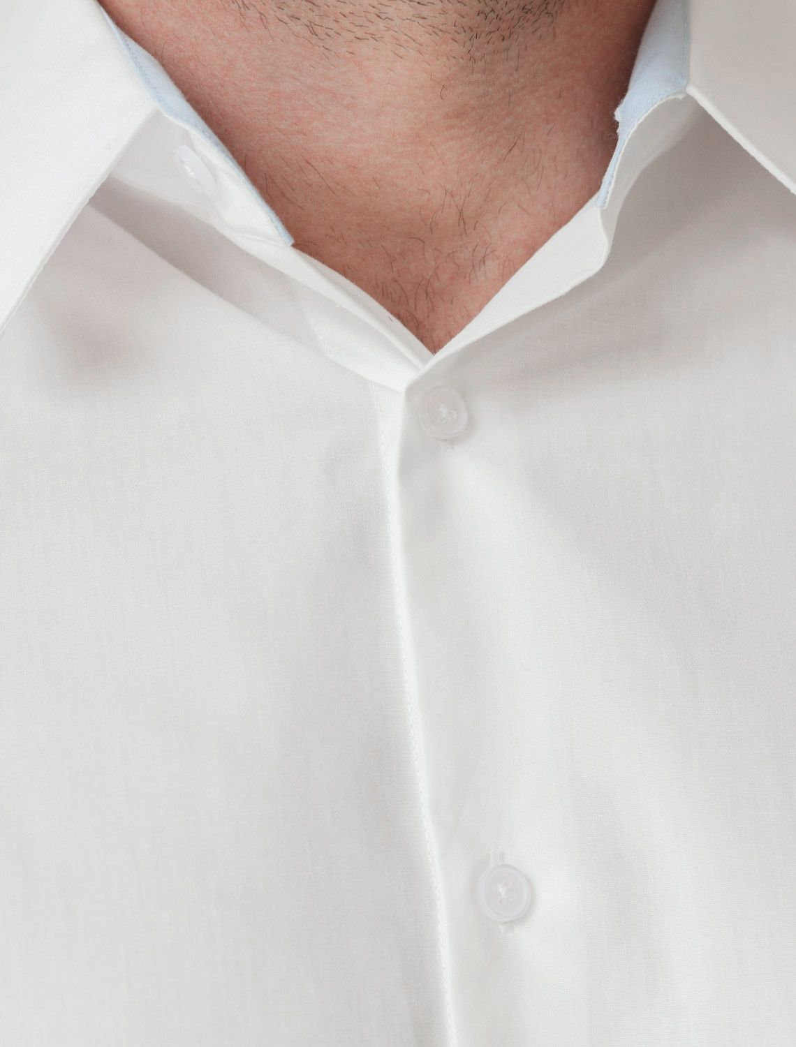 картинка Сорочка мужская белый магазин Одежда+ являющийся официальным дистрибьютором в России 