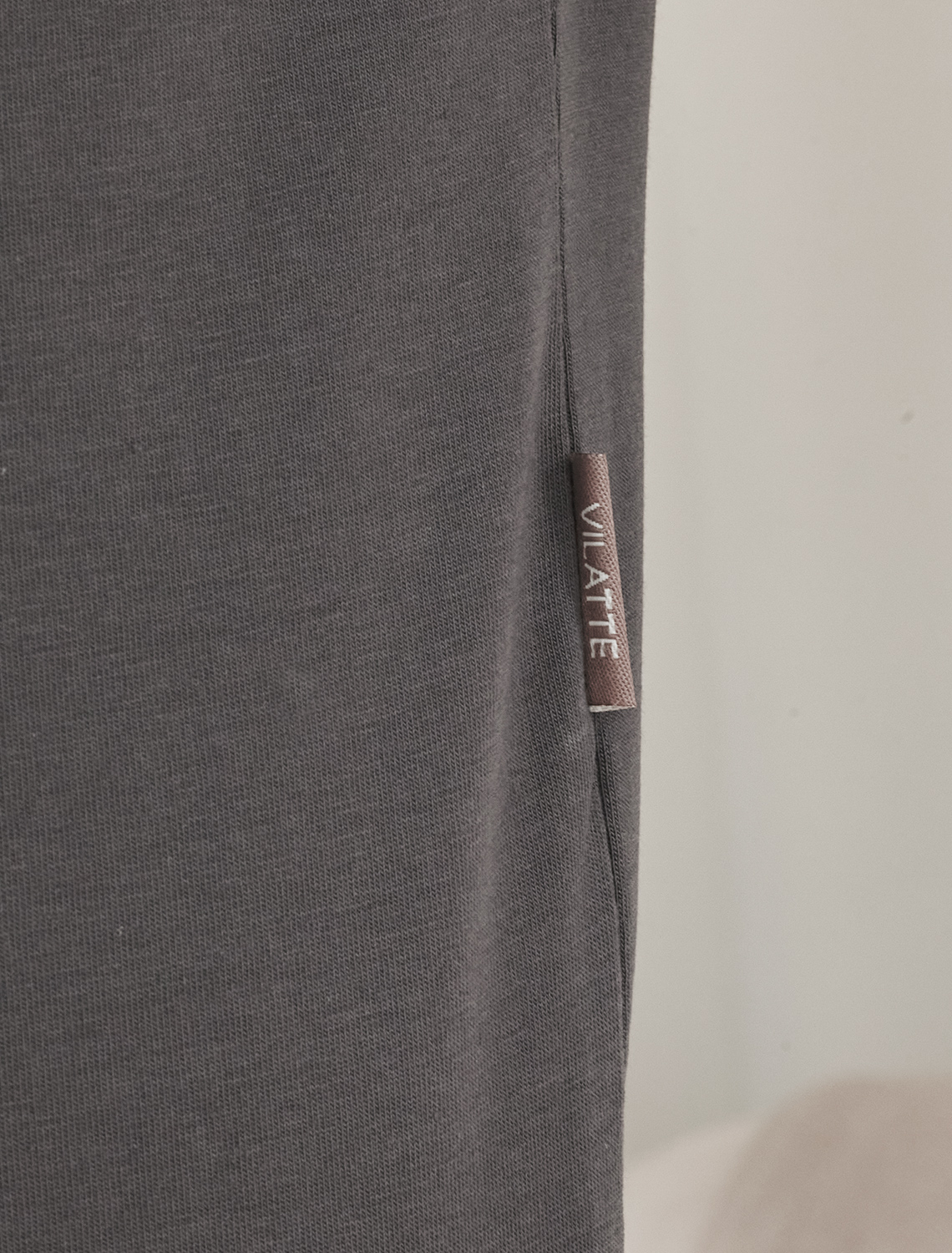 картинка Футболка мужская т.серый магазин Одежда+ являющийся официальным дистрибьютором в России 