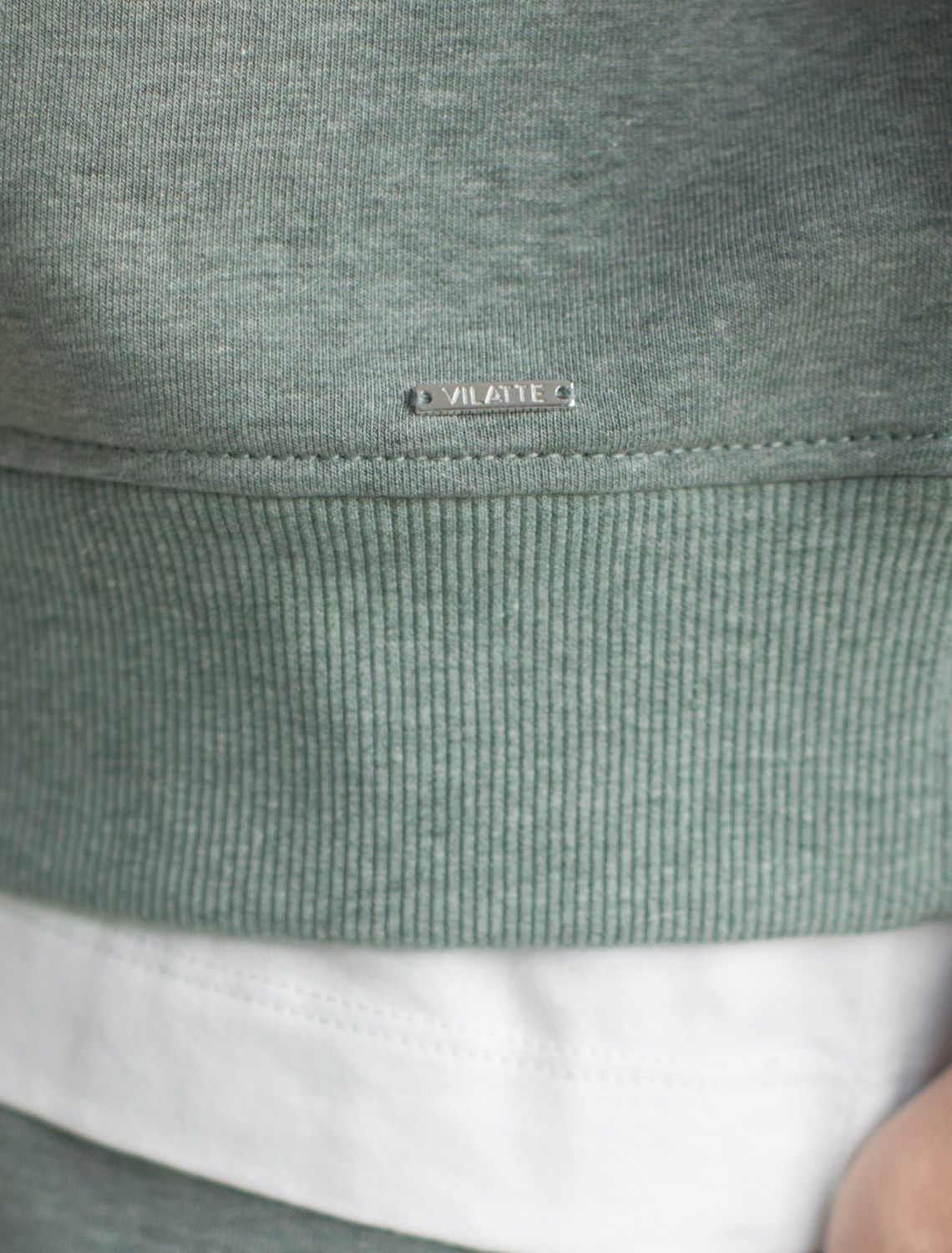 картинка Джемпер женский оливковый меланж от магазина Одежда+