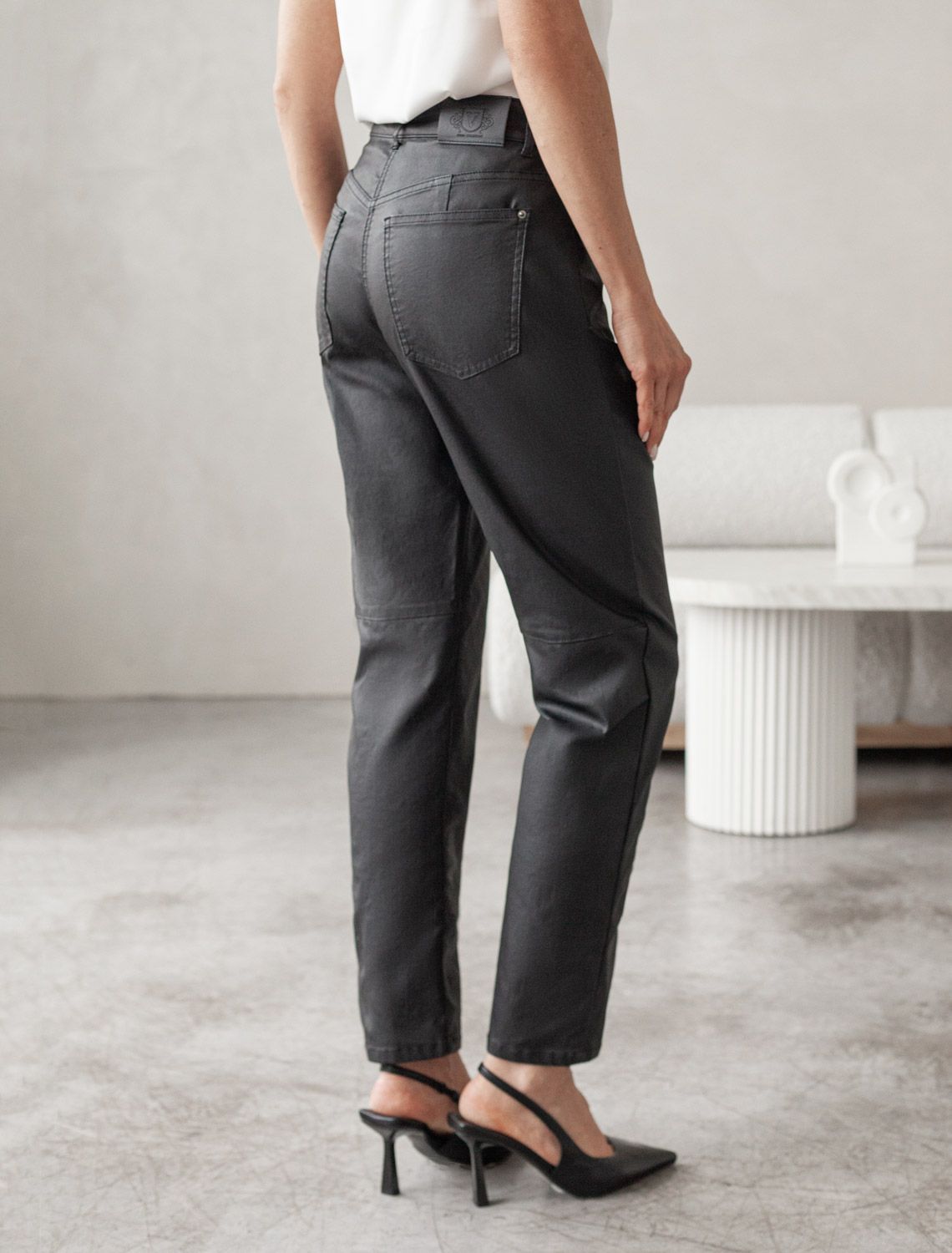 картинка Брюки женские черный магазин Одежда+ являющийся официальным дистрибьютором в России 