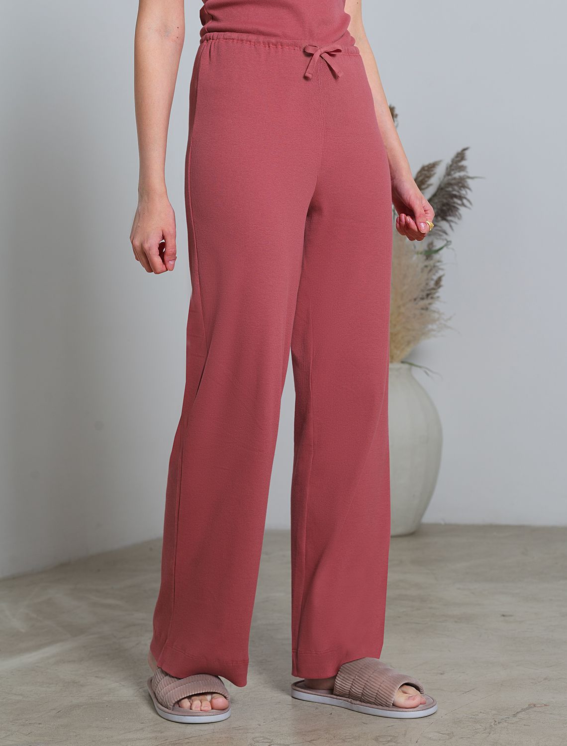 Брюки женские т.коралл